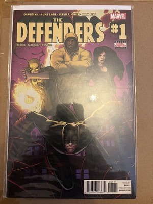 The Defenders #1-5 Marvel Comics. Brian Michael Bendis.