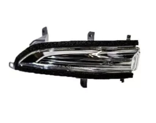 TOYOTA GENUINE LEFT SIDE TURN SIGNAL LAMP 81740 - 60100 | eBay