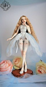 porcelain ball jointed dolls