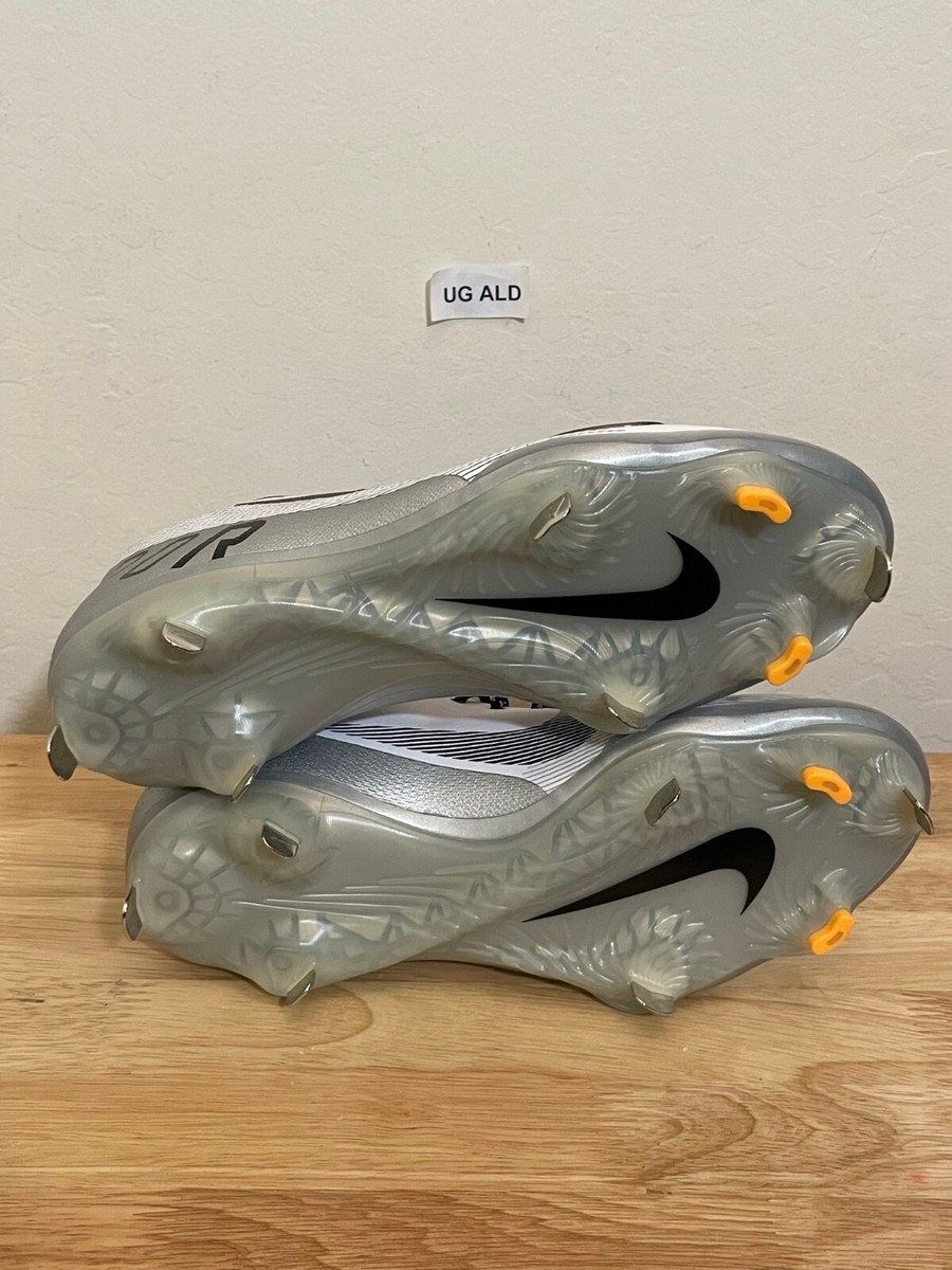 Nike Lunar Vapor Ultrafly Elite 3 Metal Baseball Cleats Size Men's