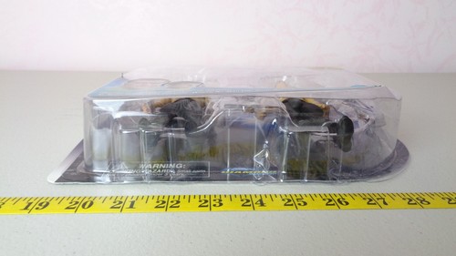 Star Trek Classic TOS 2-Pack Kirk & Spock 7-in Figures DST 2010 Where No Man Has - Picture 5 of 9