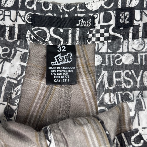 Y2K Lost Enterprises Skater Shorts OG Eyeball Logo Classic 2000s Style Plaid - Picture 6 of 17