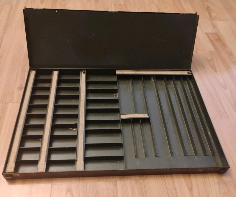 Vintage Gardner Wire Co. Chicago SRRINGS CABINET Store Display 18.5 X 12.5 X 1.5