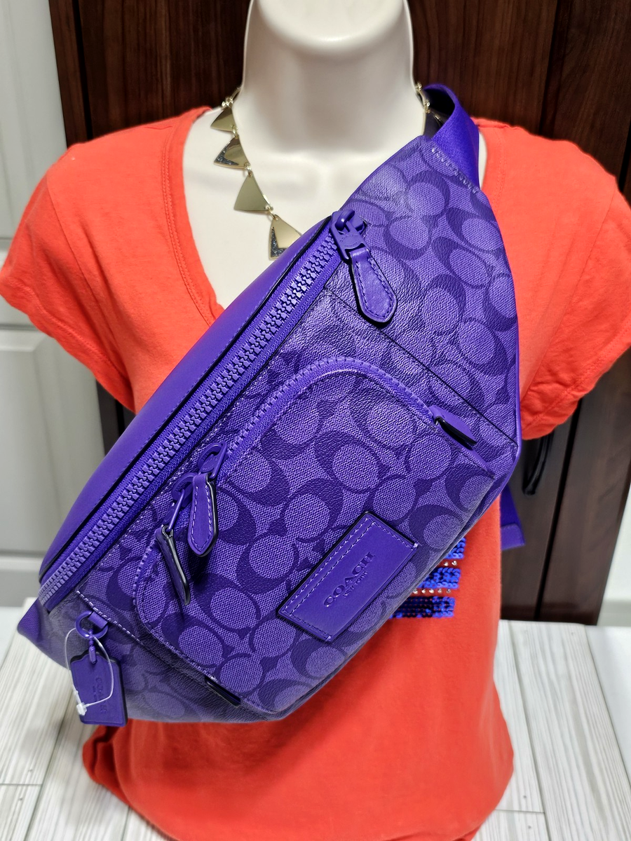 COACH✨️コーチ　ボディバッグ　パープル　シグネチャー　男女兼用　C9893 NEW Coach Sport Purple XL Track Racer Belt Bag Signature