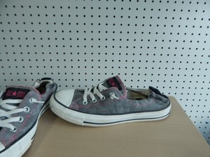 black converse size 9