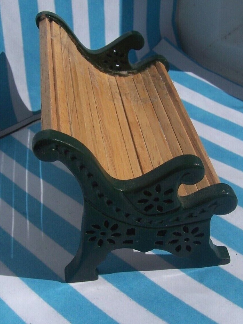 DOLLS HOUSE, GARDEN BENCH, 12TH, GARDEN, GREEN, WOOD, FURNITURE, SALE