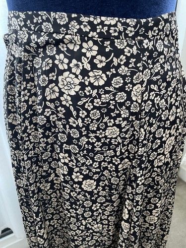 BNWT Womens, Preview by Target, Floral Midi Skirt, A Line, Flowy, Satin, 12 AU - Picture 2 of 7