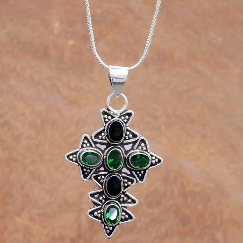 Pendentif Croix En Argent 925 - Diopside Vert Et Améthyste - Fait Main - Neuf Sans Emballage