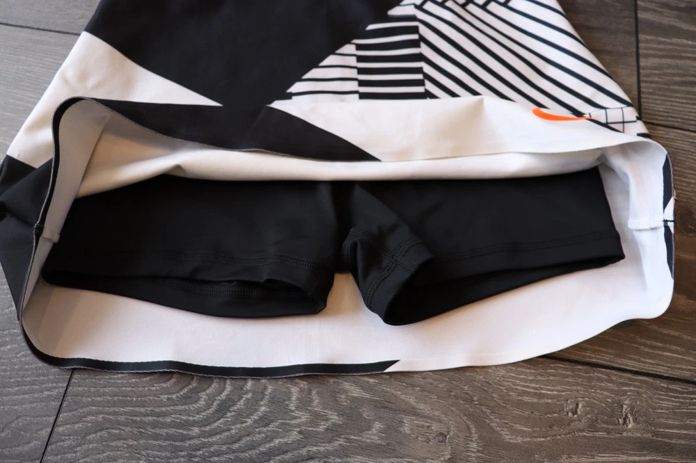 Nike Court Power Spin Tennis Skirt Womens Small Black White 876610-010