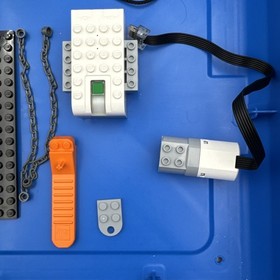 LEGO Education WeDo 2.0 Core Set Robot Programming Robotics 45300