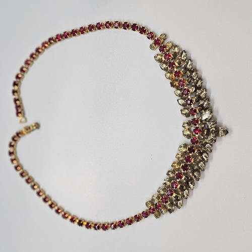 Vintage Ruby Red and Black/Grey Marquise Rhinestone Gold Tone Choker Necklace - Bild 7 von 14