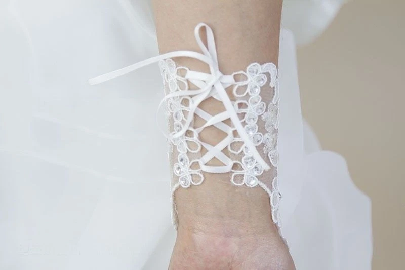 Nuevo Estilo Guantes de Novia Accesorio Cuentas Encaje Sexy Guantes Sin Dedos Foto 3 de 4