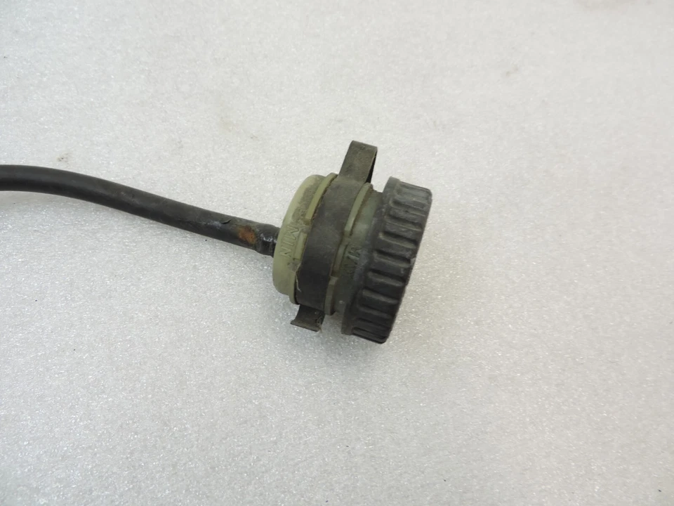 BMW R 1100 RS R1100RS rear brake oil liquid tank - Image 4 of 4