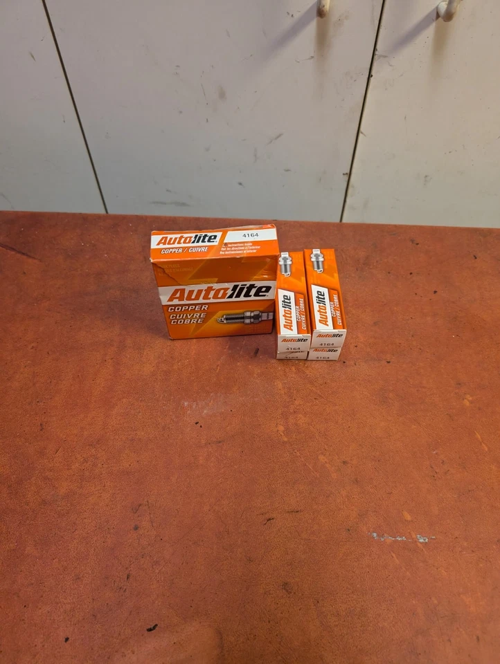 Bujía Autolite 4164 núcleo de cobre - Juego de 4 Foto 4 de 4