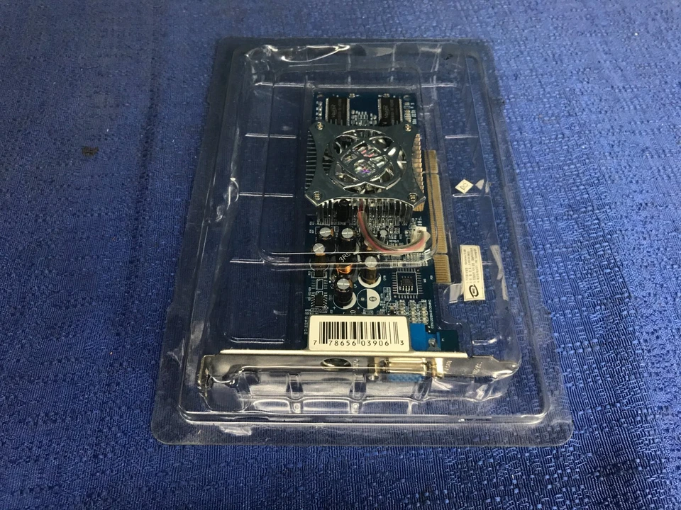 XFX Nvidia GeForce GF FX5200 128MB DDR TV PCI Tarjeta de Video PV-T64K-NTF7 Foto 2 de 4