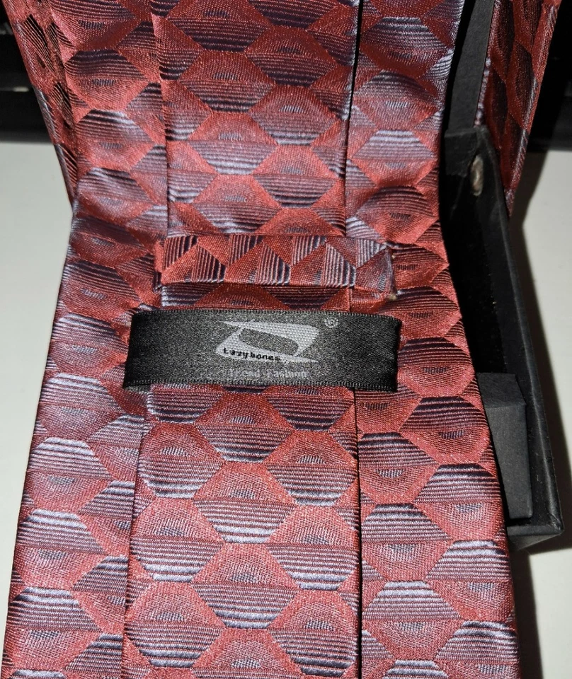 Lazy Bones – Krawatten-Set mit Manschettenknöpfen, Rot/Schwarz, Geschenkbox - Bild 3 von 4