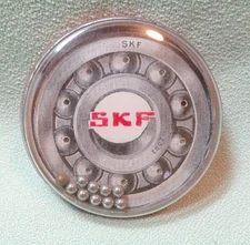 SKF Engineering Dexterity Palm Puzzle Roller Bearings 2"
