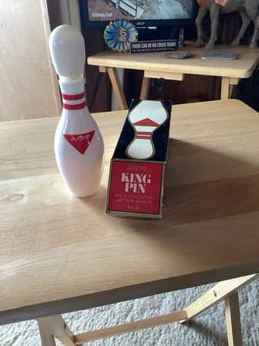Vintage Avon KING PIN Bowling Pin 4oz Wild Country After Shave Bottle Full