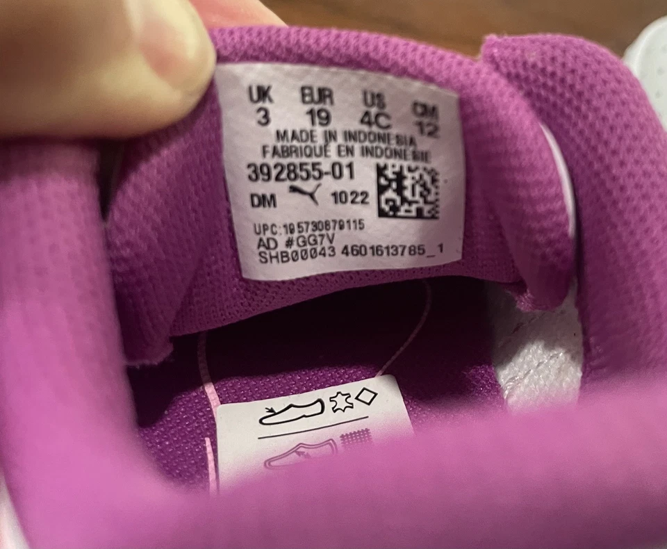 NUEVO PUMA Cali Rosa Talla 4 Con cordones Niñas Pequeñas Blanco Rosa Tenis Zapatos Foto 4 de 4