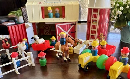 Vintage Fisher-Price Little People #915 Play Family Farm Complete + Extras
