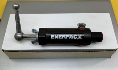 #ad New ENERPAC V152 Relief Valve 3 8 NPT 800 10000 psi Hydraulic Pressure Reducing $349.99