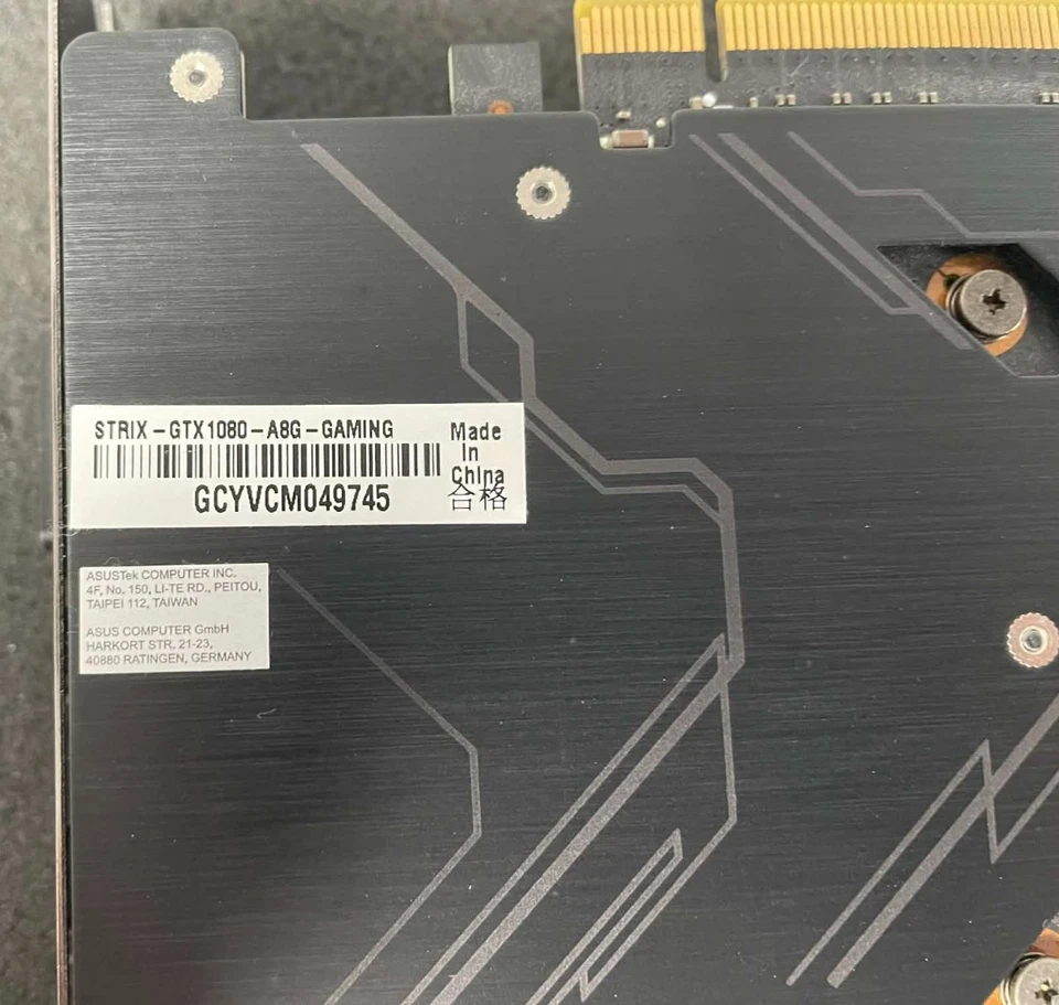 ASUS ROG Strix GTX 1080 8GB GDDR5X Graphics Card (STRIX-GTX1080-A8G-GAMING) - Image 3 of 4