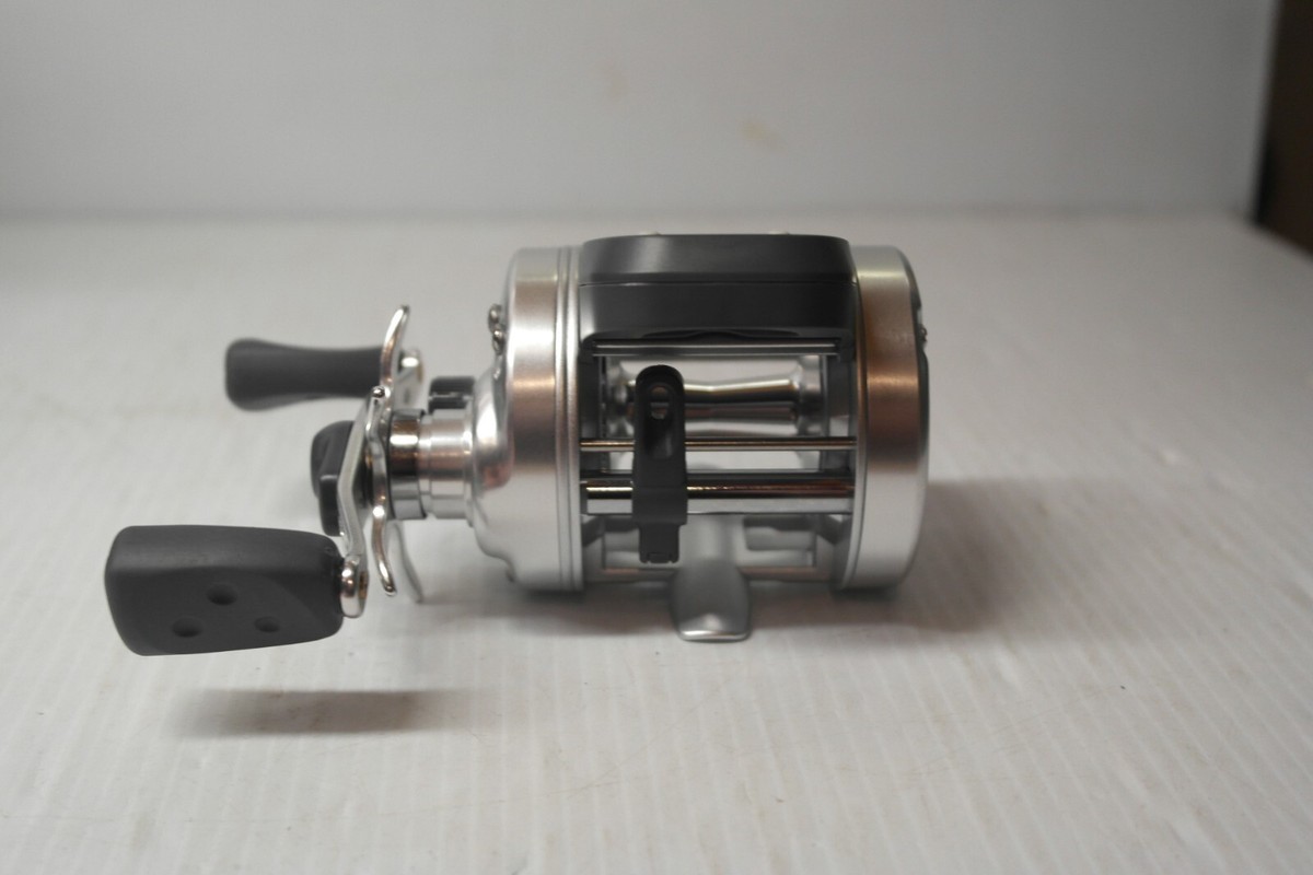 abu garcia beast reel Amazon.com : Abu Garcia Beast 200 Low Profile Baitcast Fishing Reel :  Sports & Outdoors