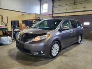 2013 Toyota Sienna XLE/FWD/7 PASSENGER