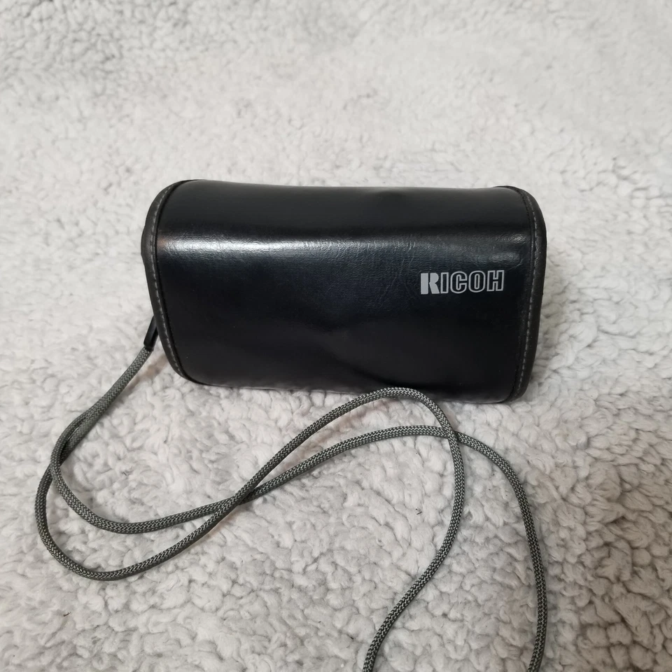 Ricoh LX-25 Panorama Panoramic 35mm Point & Shoot Camera With Case - Image 3 of 4