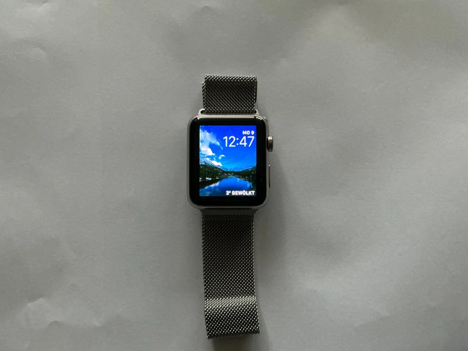 Apple Watch Series 0 - 1.Generation 42mm Edelstahl Milanese in OVP + iPhone 6s - Bild 2 von 4