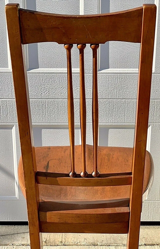 Conant & Ball Co, silla lateral de arce macizo, etiqueta de papel Boston, 3 husillos de bola Foto 4 de 4