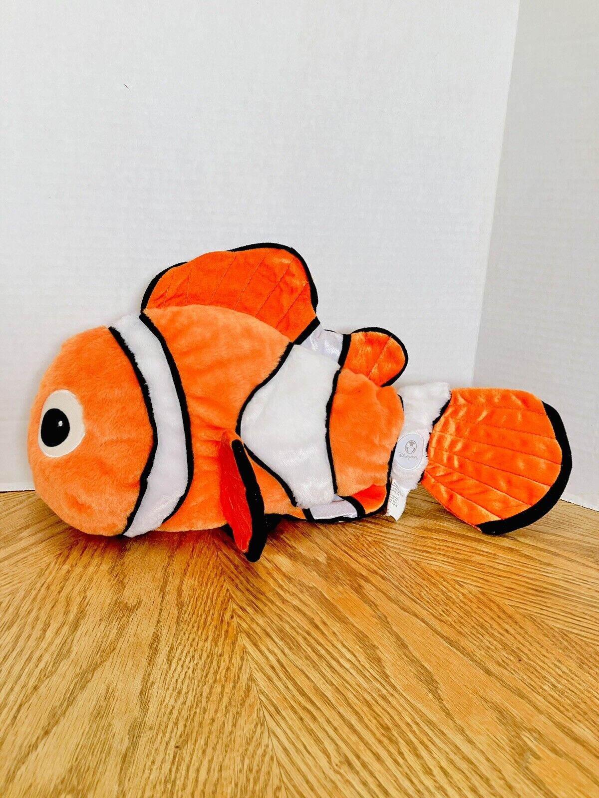 The Disney Store Finding Nemo 17in Plush Fish Orange Clownfish