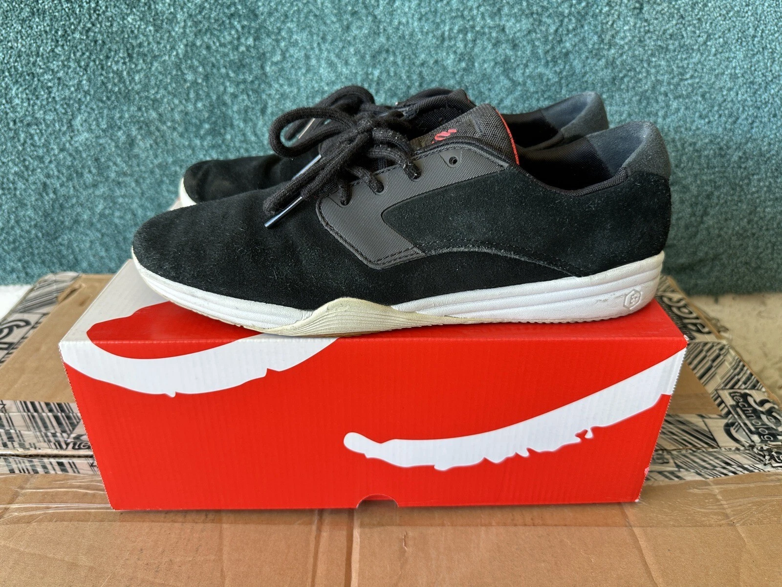 éS Footwear Sense, 10, Baker Skateboards, Plan B, DGK, Supreme, eS, Nyjah