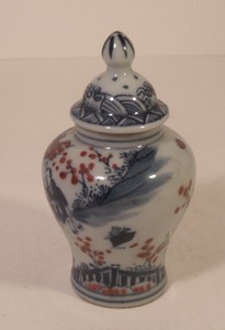 ChineseBlue And White 3" Scent/Snuff Bottle 4 Character Mark