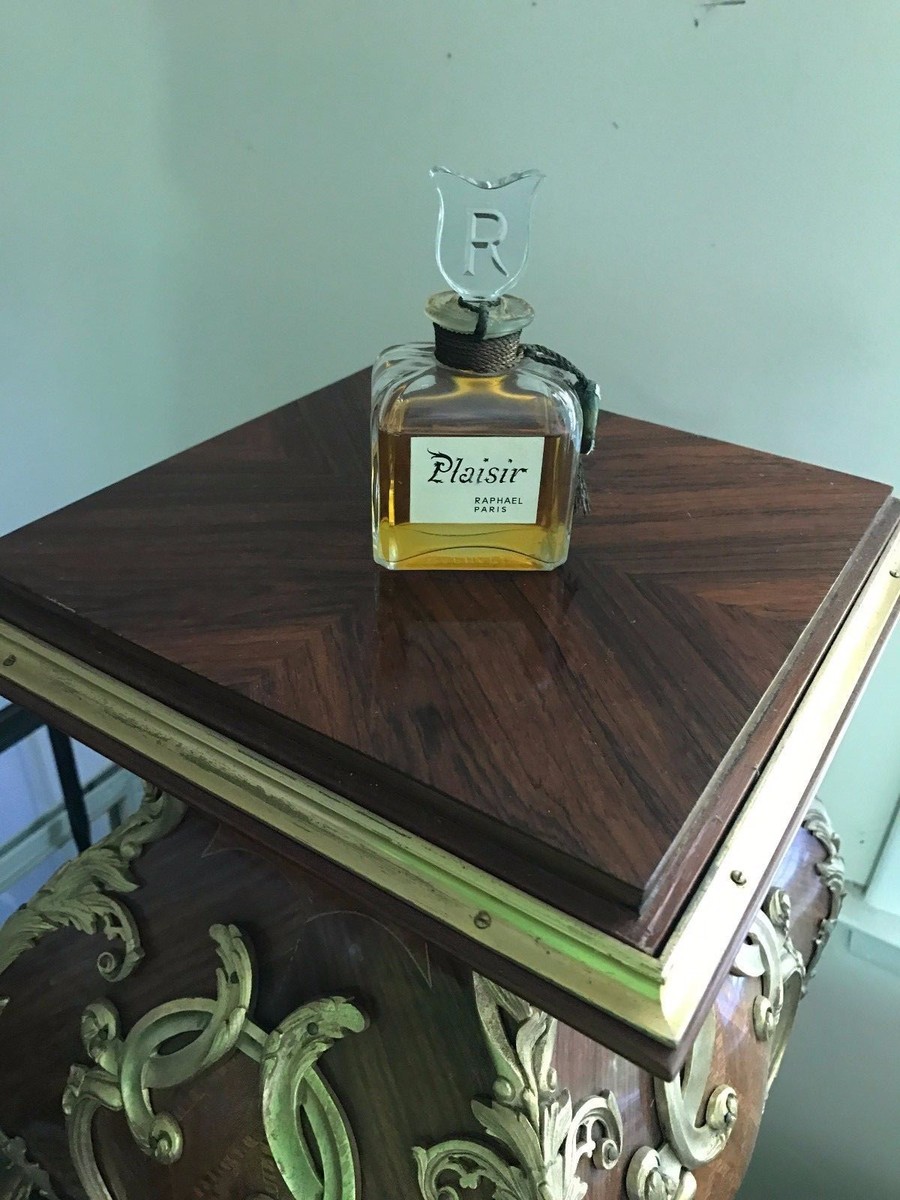Raphael Parfum Plaisir 4 OZ Vintage Sealed Circa 1970 25% Evap