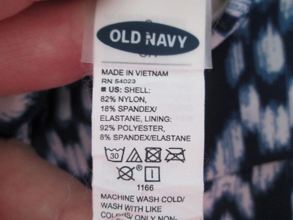 Conjunto de biquíni feminino OLD NAVY tamanho S gola redonda bralette e tamanho M corte francês parte inferior - Imagem 4 de 4