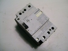 SIEMENS 3VU1600-1MP00  22-32A 10-30HP/200-575VAC MOTOR PROTECTOR  P3479