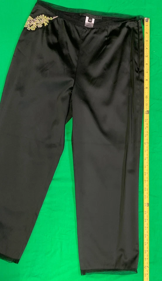 Pantalones cortos de vestir negros ALESSANDRO DELL'ACQUA Foto 2 de 4