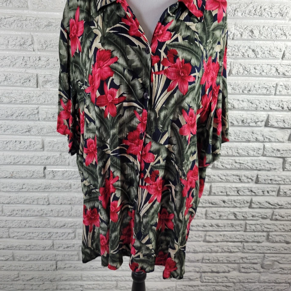 Dress Barn Womens Top 22 24 Plus Short Sleeve Button Up Red Green Floral Rayon - Image 4 of 4