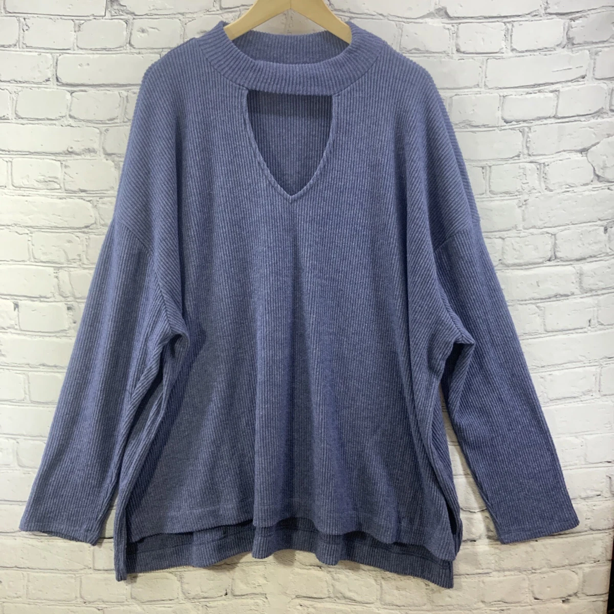 Terra top sky sweater