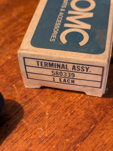 NOS OMC Evinrude Johnson 580339 0580339 Spark Plug Boot OEM New Factory Part - Foto 2 di 4