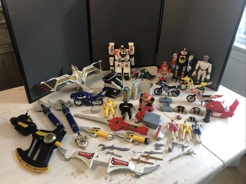 Vintage Mighty Morphin Power Rangers Lot 1990’s Bandai Accessories