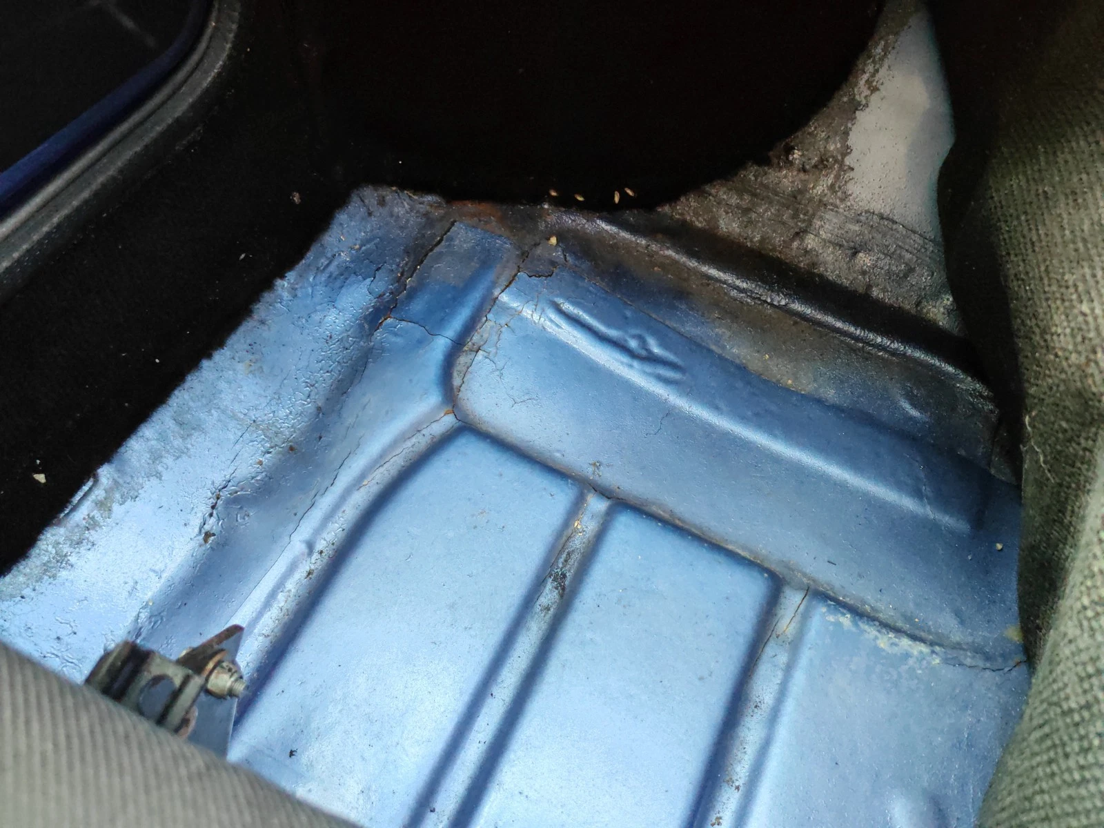 Picture 19 of 24