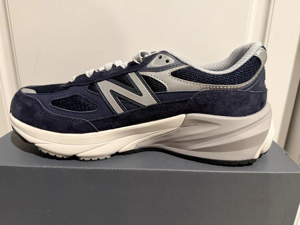 Nuevo New Balance FuelCell 990v6 Azul Marino/Gris Niños Talla 3 Foto 3 de 4