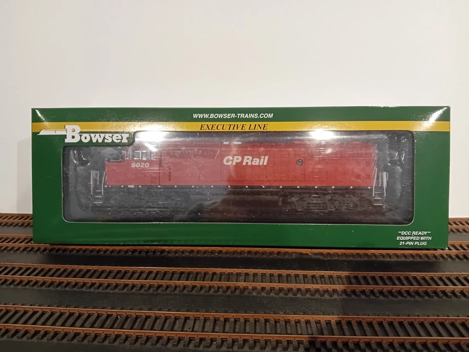 Bowser GMD SD40-2F With Factory Fitted Sound - CP - CP Rail - HO Scale - Image 3 of 4