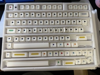 GMK Dots R2 Keycaps - Base Set + Space Bars
