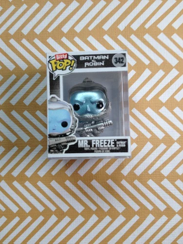 Funko Bitty Pop Mr Freeze Metallic 1:6 Hyper Chase Batman 85th Anniversary