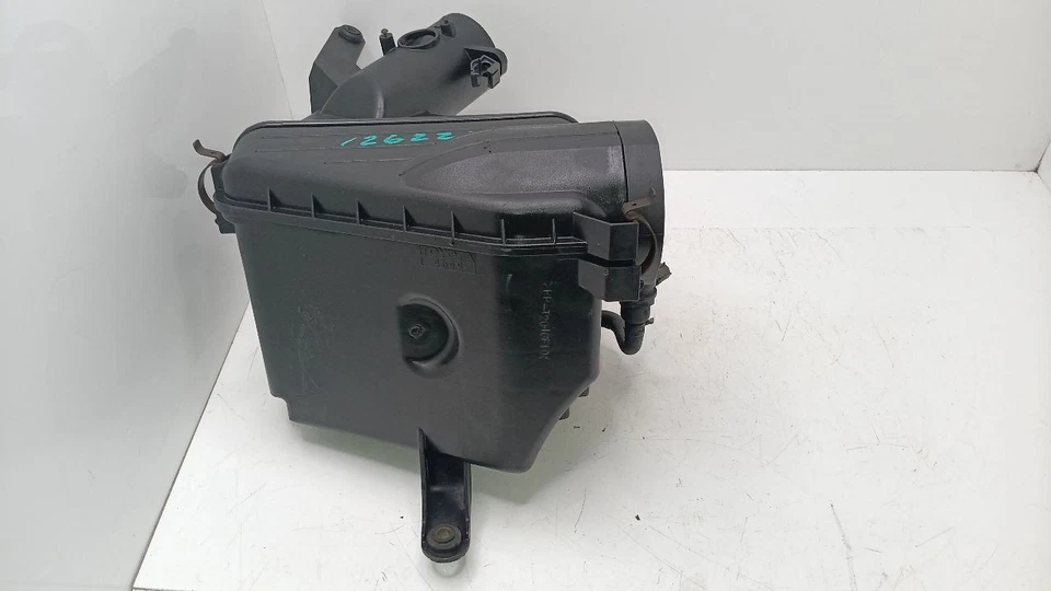 Caja filtro de aire OEM 2001 2002 2003 2004 2005 Lexus IS300 Foto 4 de 4