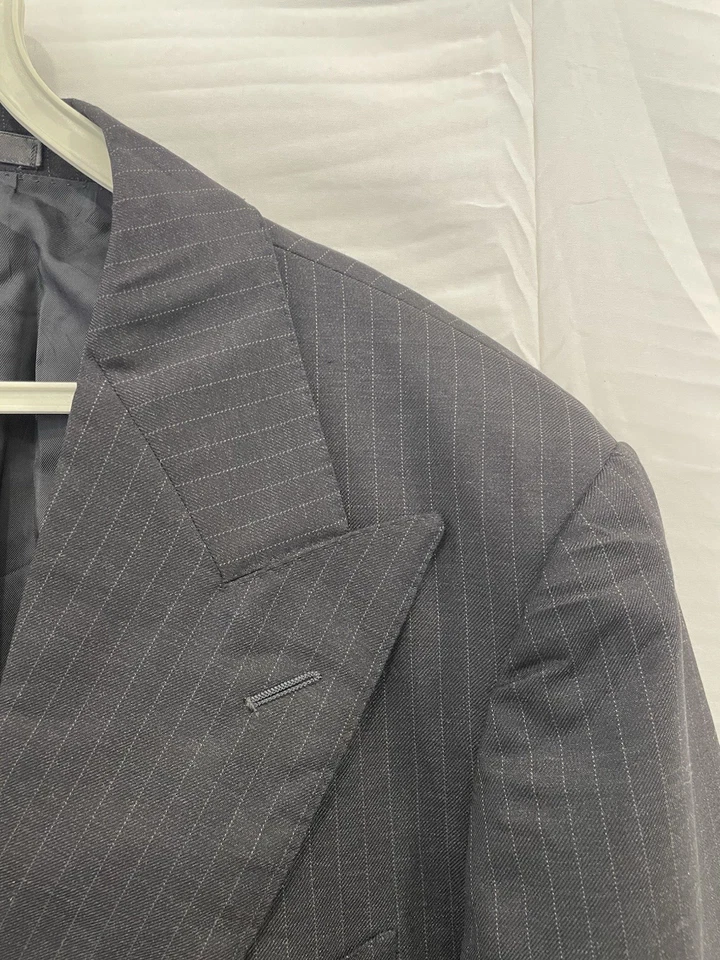 AS# Gucci Men’s Blazer 48R Pinstripe Wool Jacket Black 2-Button Slim Fit Italy - Image 4 of 4
