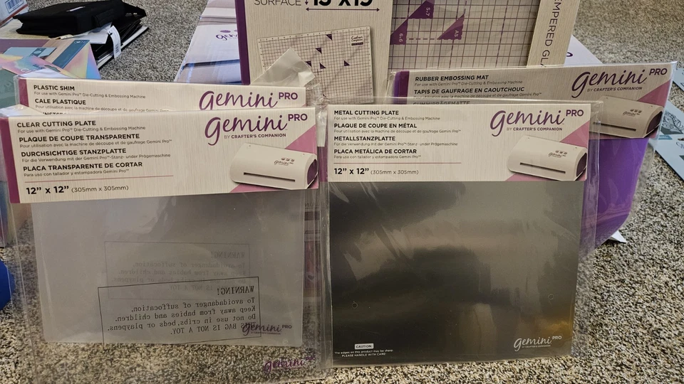 Gemini Pro Crafters Companion 12 X 12 Embossing Machine New - Image 4 of 4